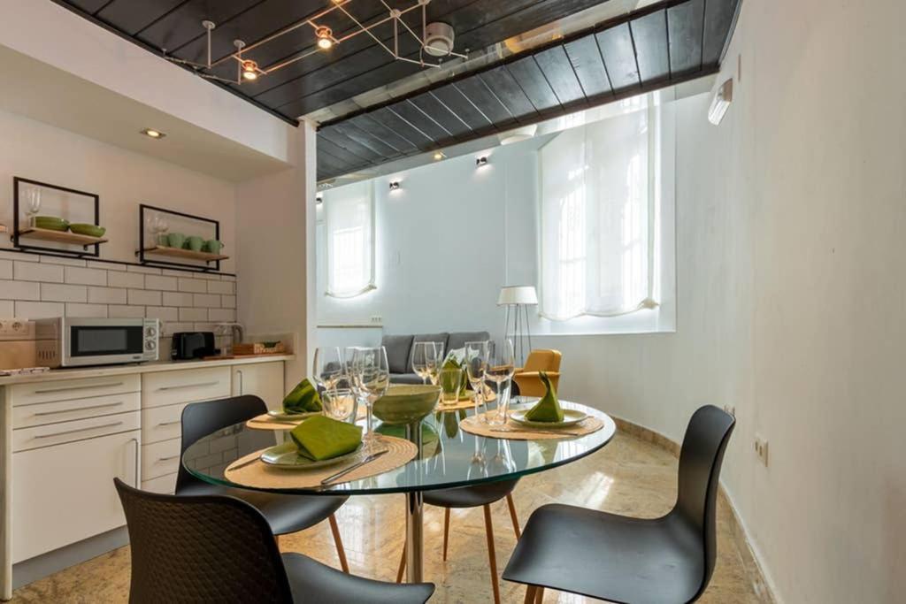 Becas Alameda Duplex By Valcambre Lejlighed Sevilla Eksteriør billede